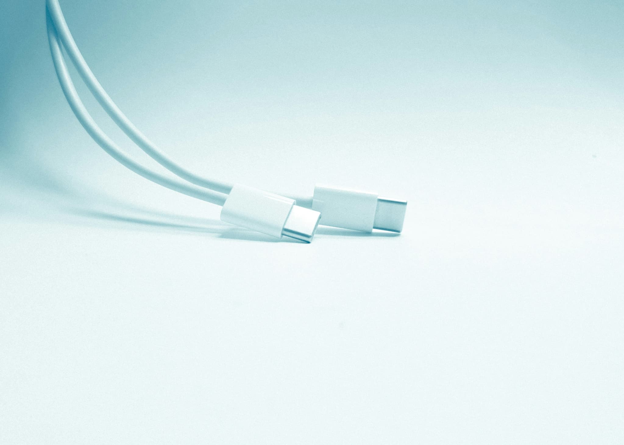 接続用のUSB-Cケーブル